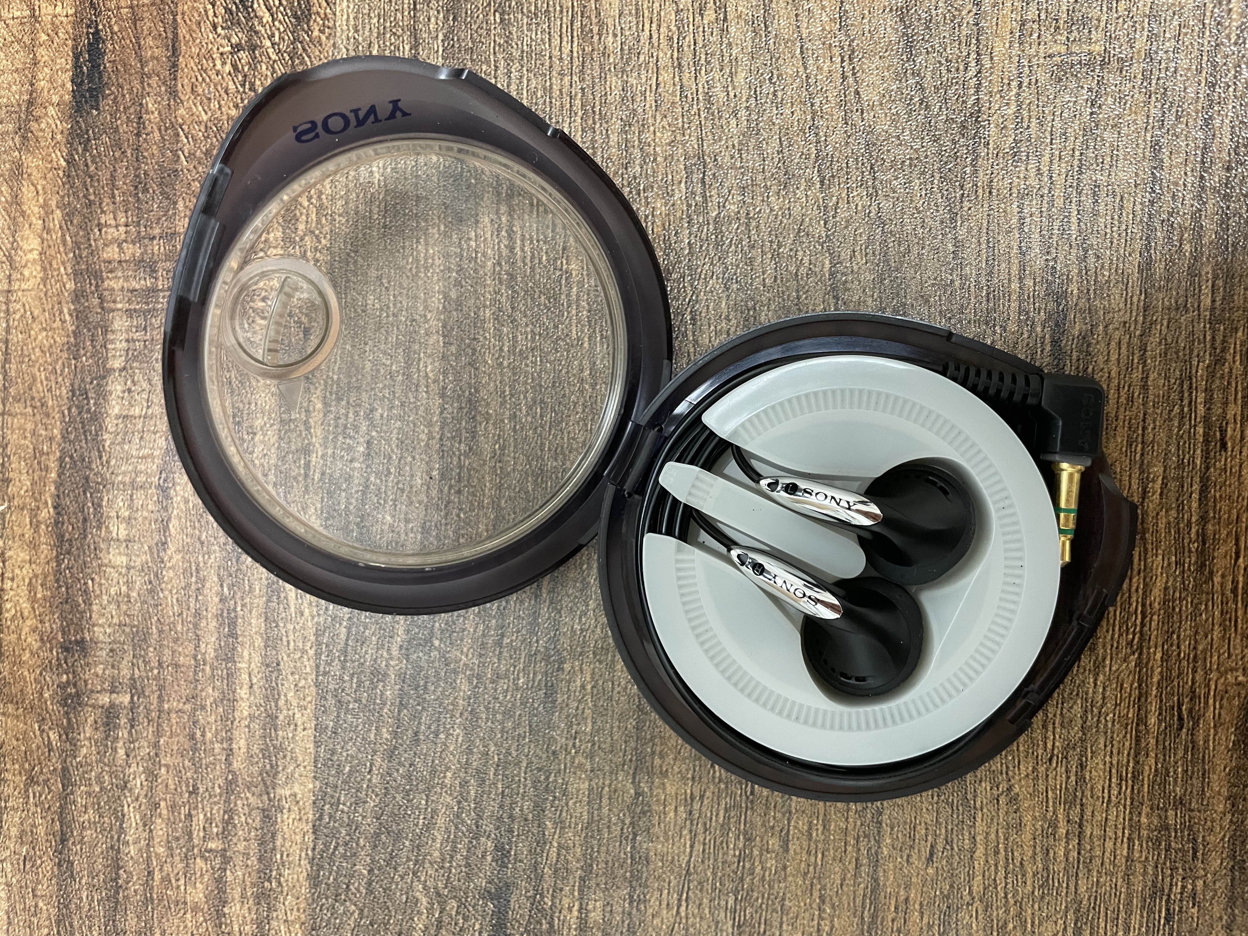 Sony MDR-E838 siêu hiếm – ảnh 2
