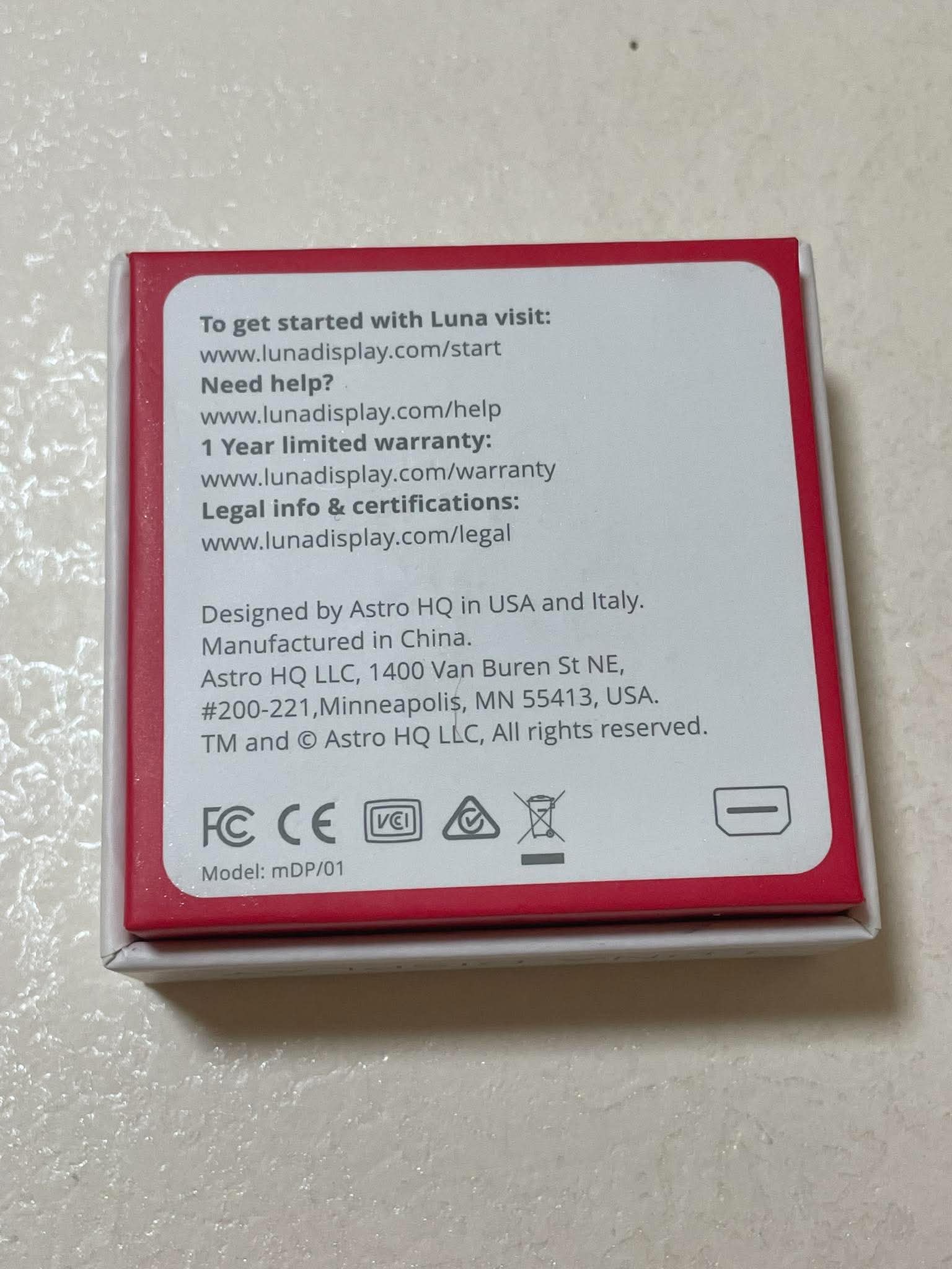 Lunar display mini displayport