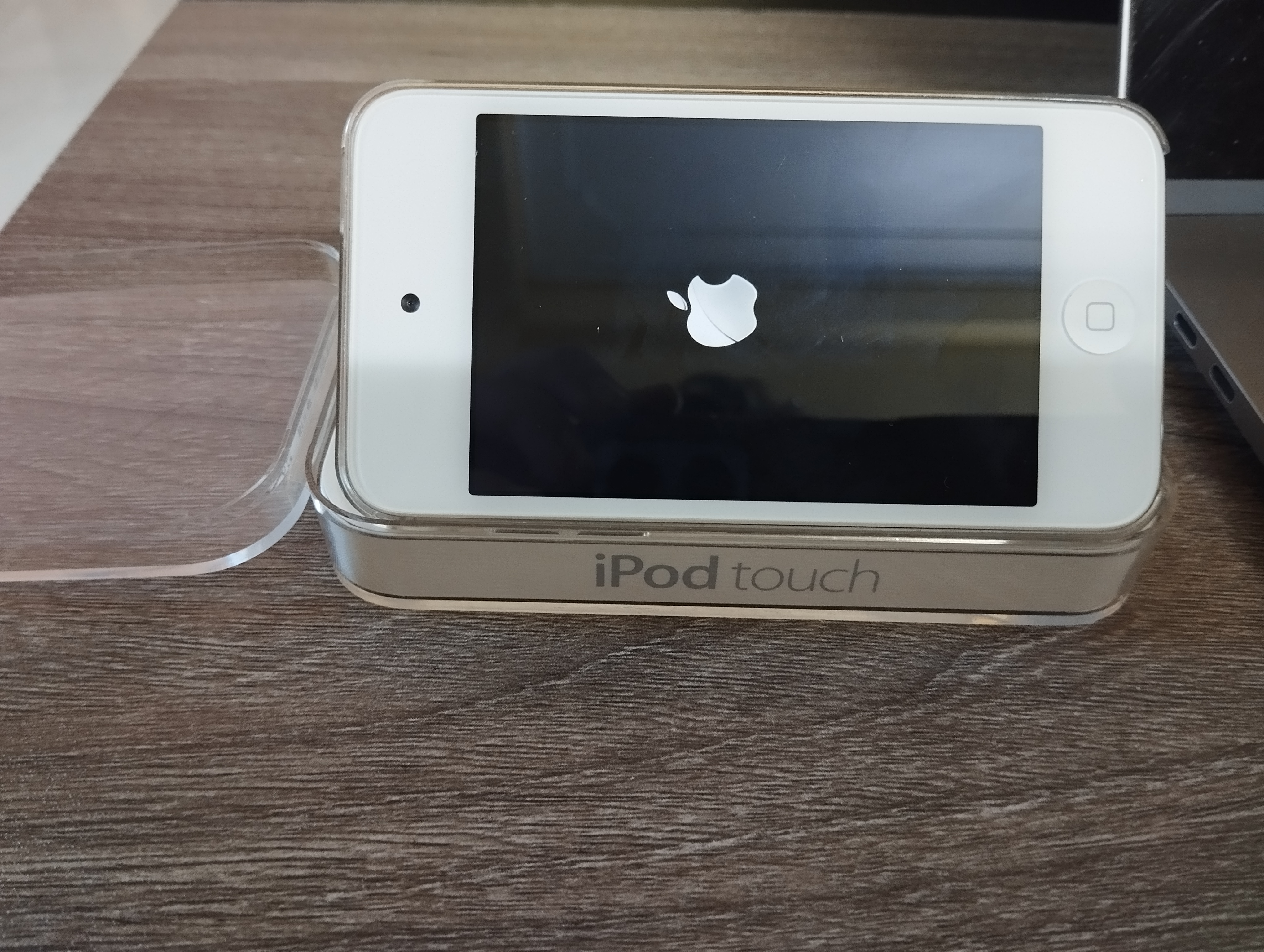 iPod touch 64gb hàng sưu tầm – ảnh 2