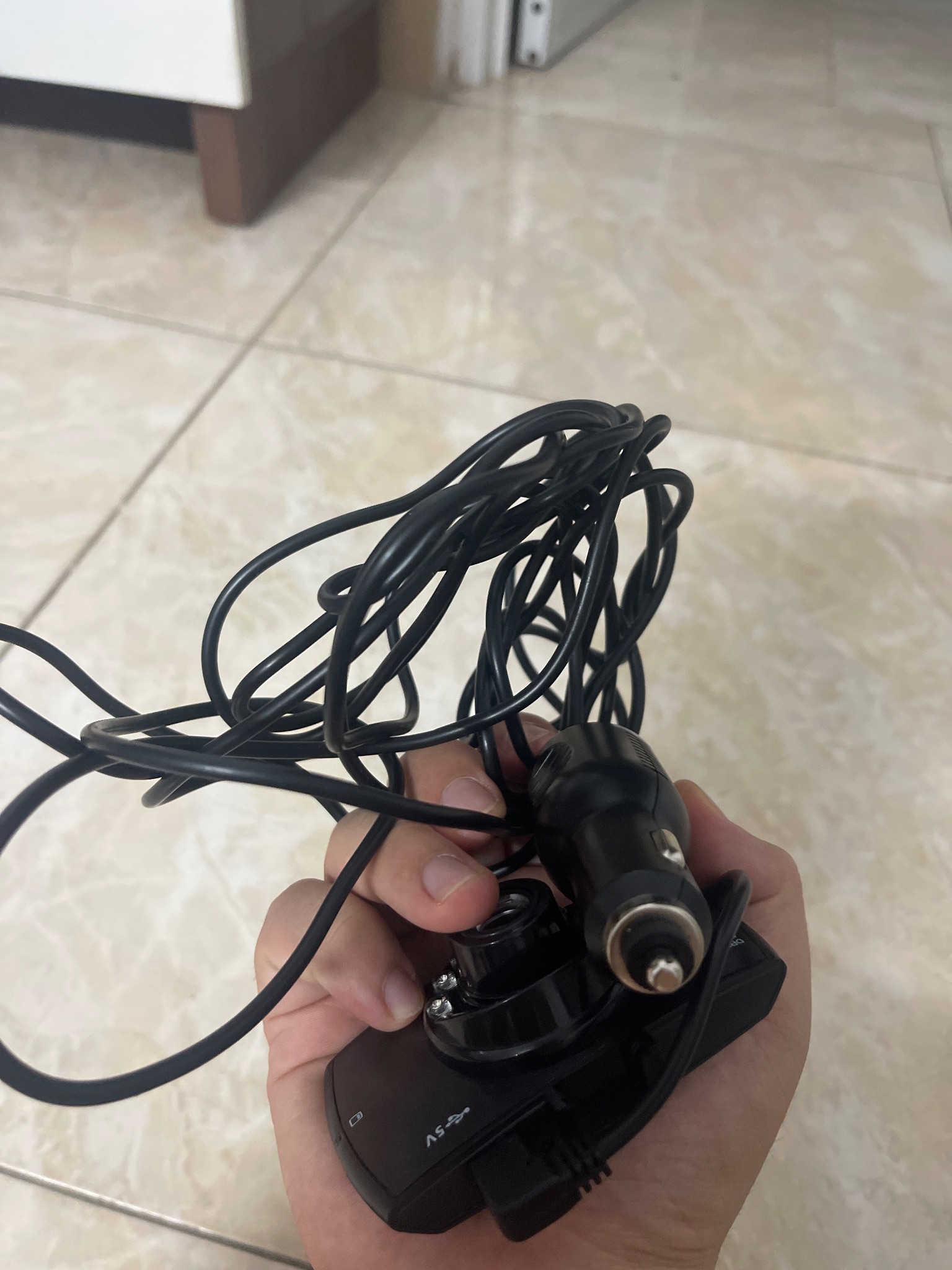 Camera Ô tô có tẩu sạc – ảnh 3