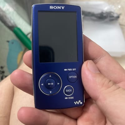 máy nghe nhạc Sony Walkman