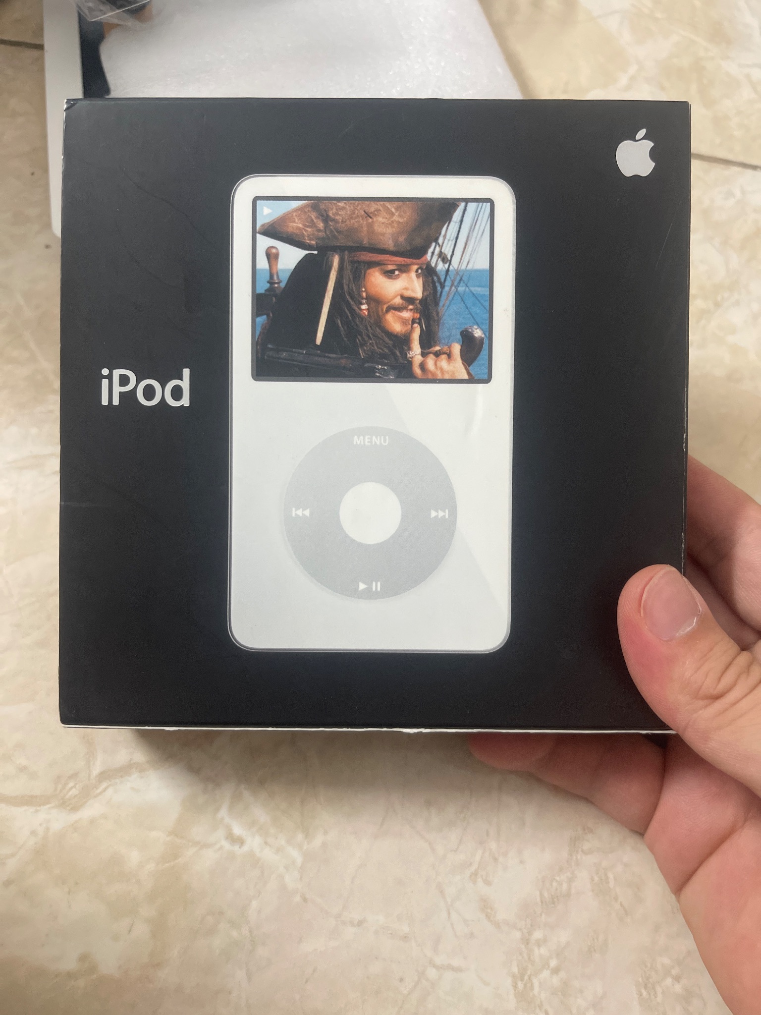 Hàng sưu tầm máy nghe nhạc iPod Gucci 30GB
