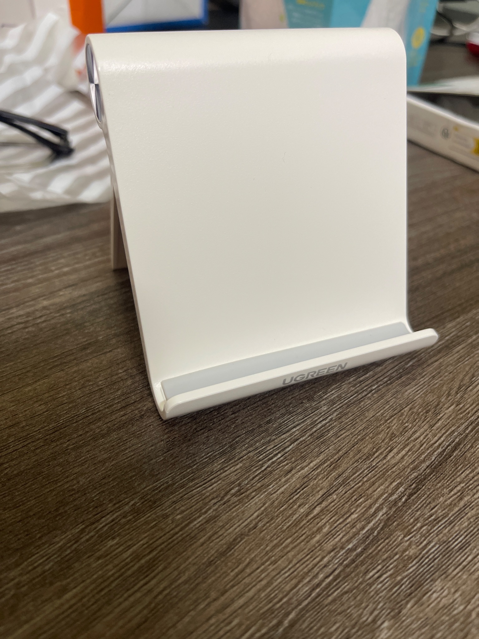 Kệ để điện thoại – ảnh 2