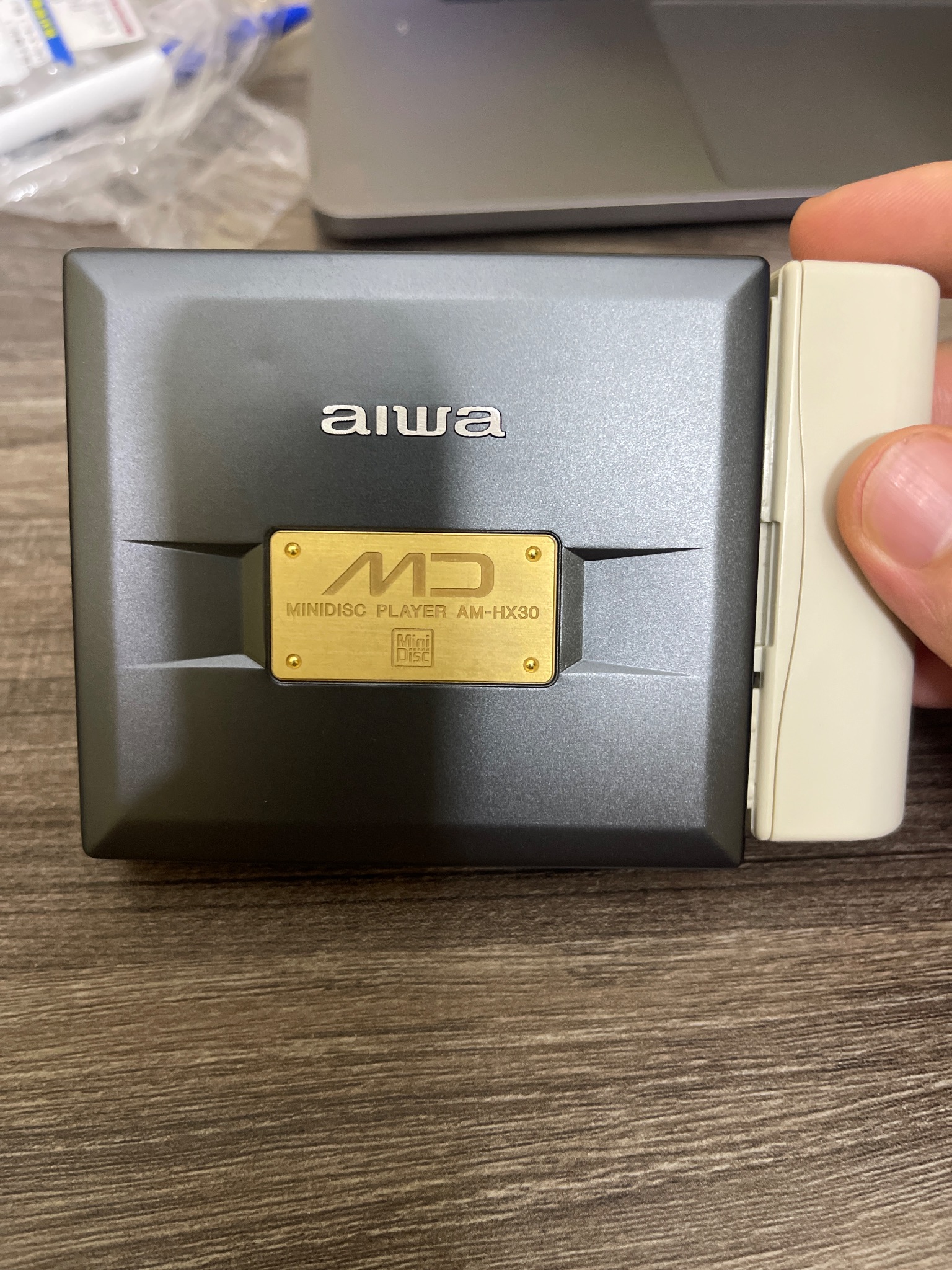 Máy nghe nhạc MD Aiwa AM-HX30 sưu tầm – ảnh 2