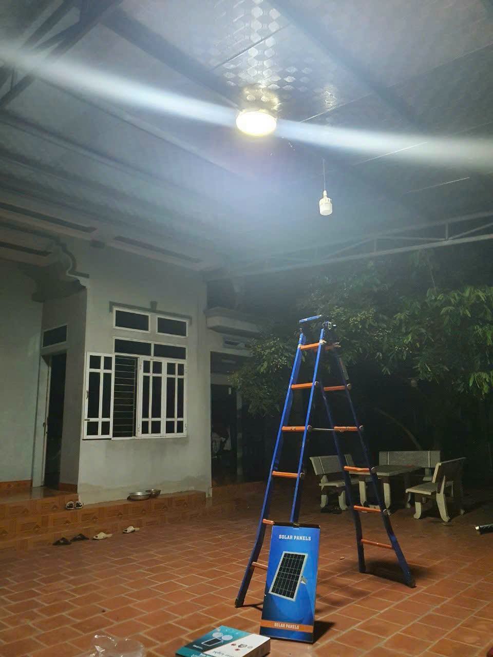 Sẵn đèn ốp trần năng lượng mặt trời, phù hợp lắp trong nhà, dưới mái tôn – ảnh 4